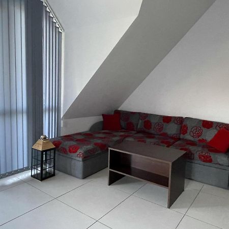 Stunning 2-Bed Apartment In Sea Resort Varna Saints Constantine and Helena Esterno foto
