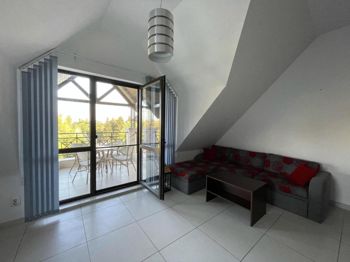 Stunning 2-Bed Apartment In Sea Resort Varna Saints Constantine and Helena Esterno foto