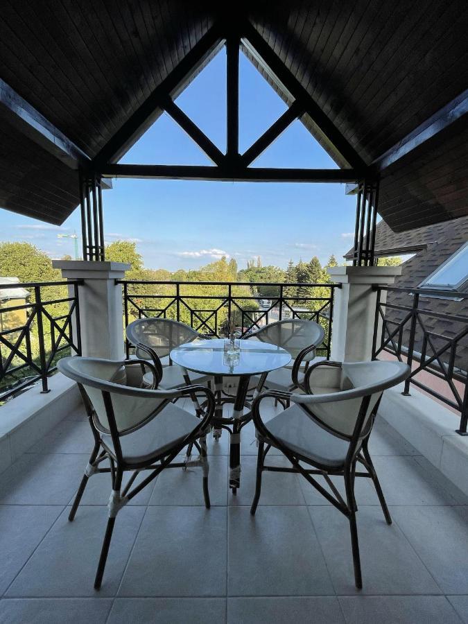 Stunning 2-Bed Apartment In Sea Resort Varna Saints Constantine and Helena Esterno foto